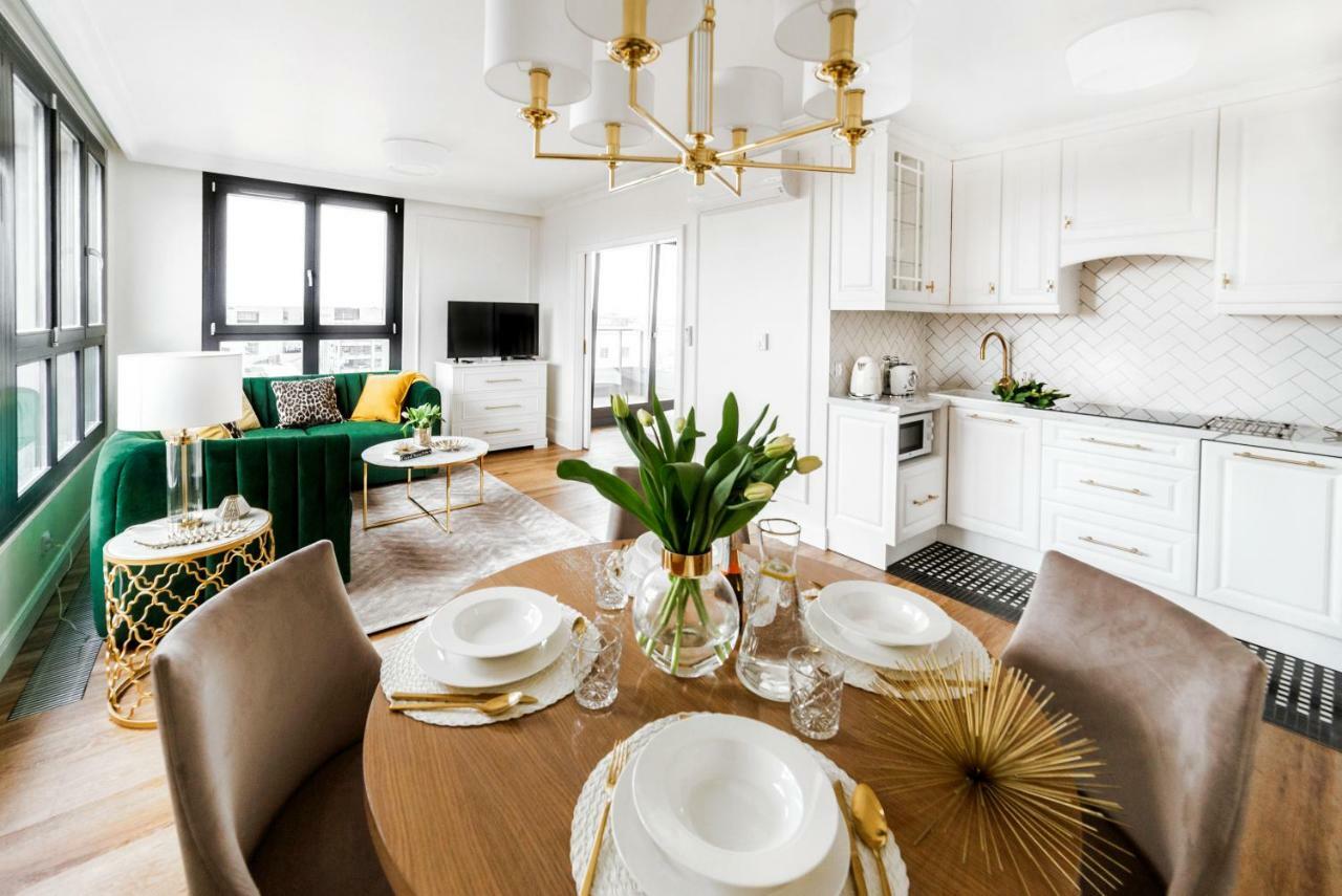 Golden Place 2 Apartment *