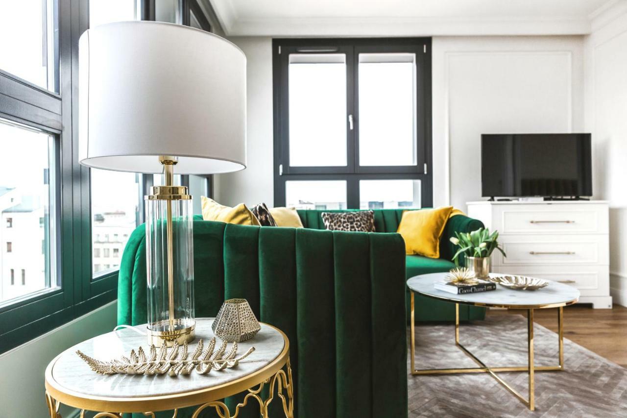 Golden Place 2 Apartment *